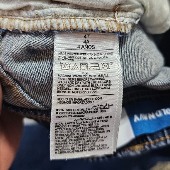 Old Navy Toddler Skinny 4t - Picture 3 of 4